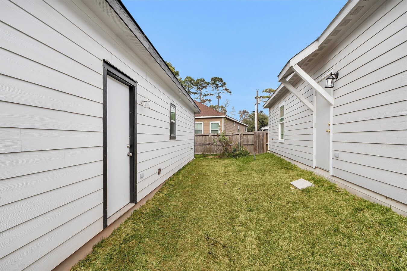 Photo - 16706 E Hammon