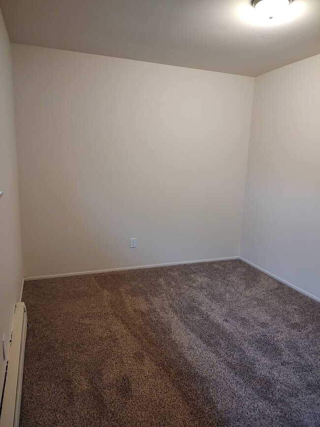 Eastknoll Apartments