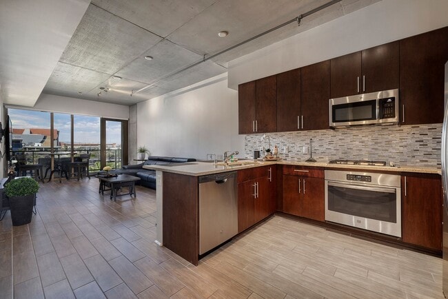 Photo - Fully Furnished Spacious One Bedroom - Downtown Las Vegas Unit 525