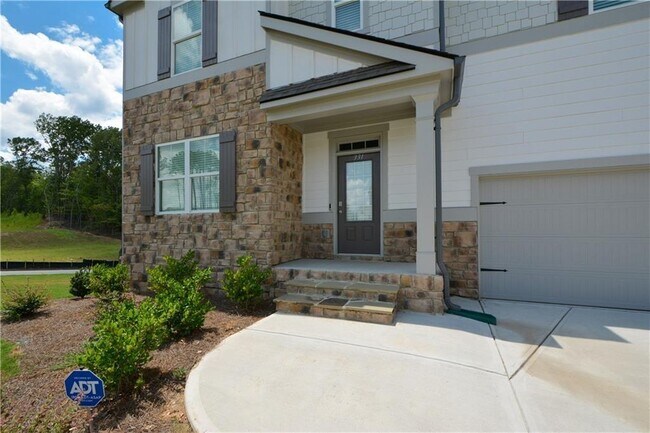 Photo - 331 Belmont Dr