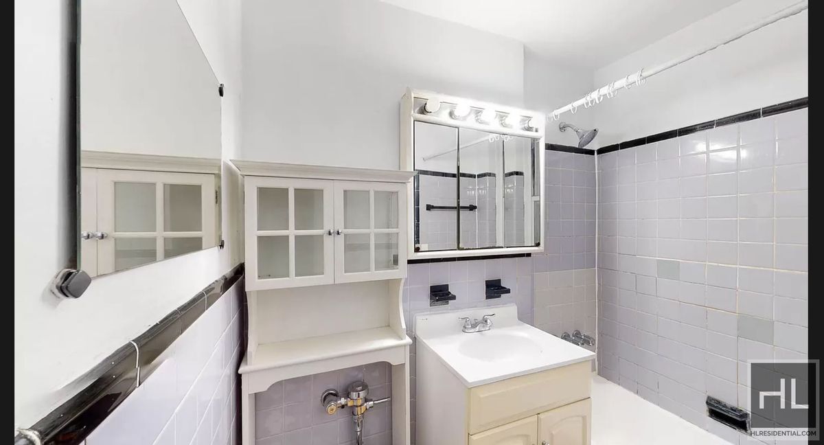 Photo - East 58th Street Unidad 1B