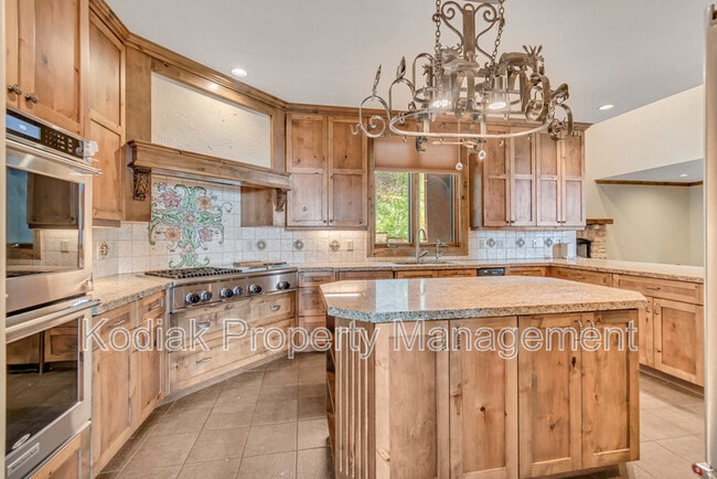 Photo - 3608 E Crest Mount Cir