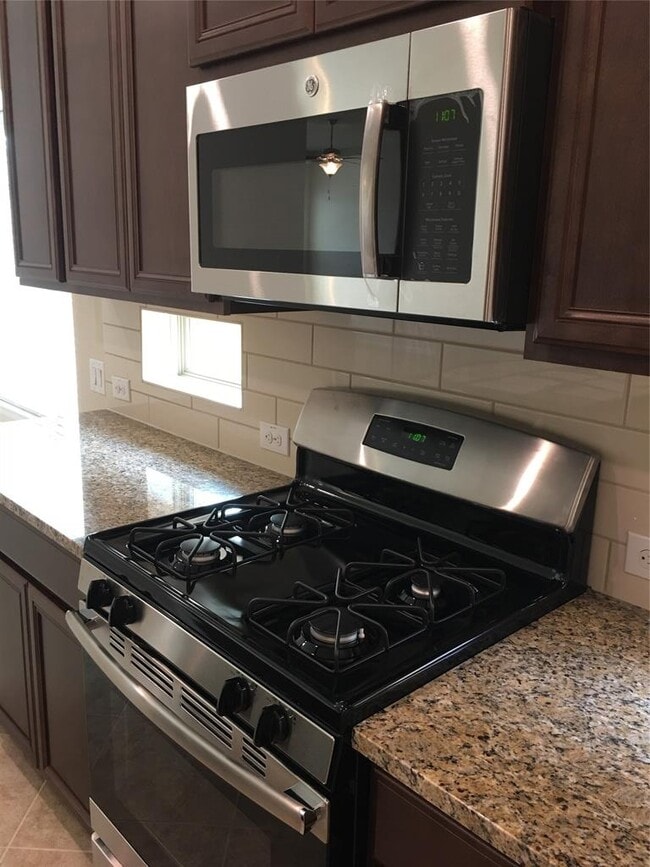 Photo - 4047 Flowstone Ln