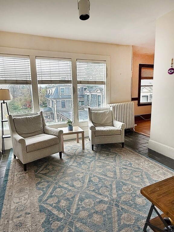 Building Photo - 70 Perry St Unit 3