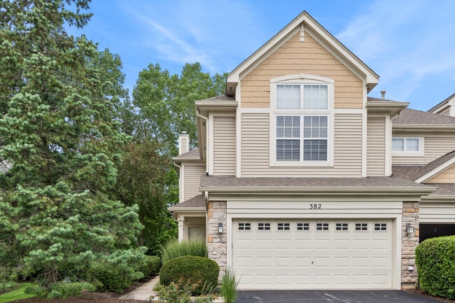 Building Photo - 382 Vaughn Cir