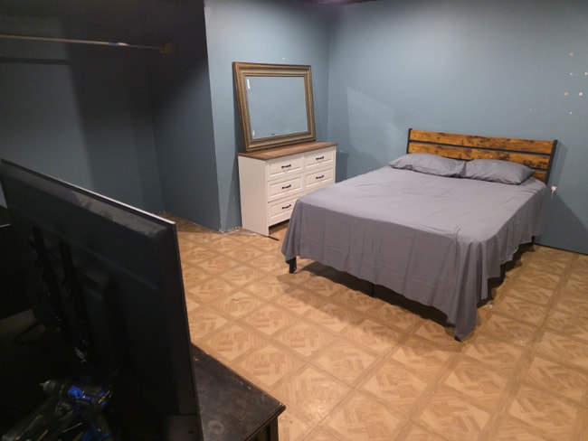 Photo - 465 Randolph Ave