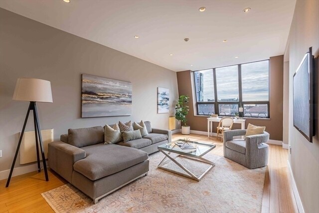 *Las imágenes son muestras representativas de la unidad anunciada. En algunos casos, las unidades reales que visita... - 190 Commonwealth Ave Unidad 22