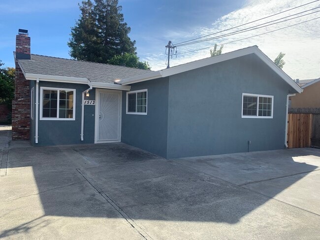 Building Photo - 1512 166th Ave Rental