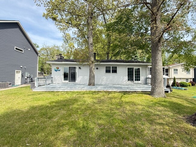 Photo - Lakefront Home on Lake Columbia – Private Dock & Spacious Backyard