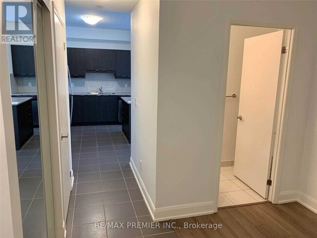 Photo - 2910 Hwy 7 Unité 1201