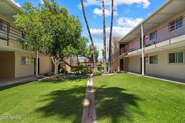 Photo - 4630 N 68th St Unit 209