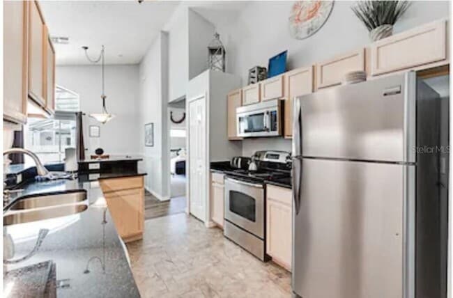768 Majesty Dr