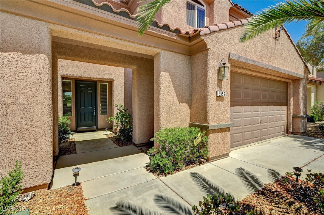 Photo - 2556 Sturrock Dr House