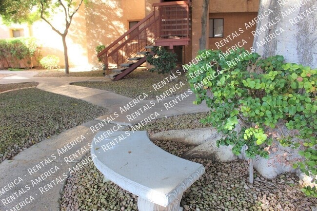 Building Photo - 3131 W Cochise Dr Rental