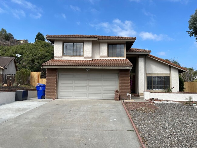 Three Bedroom Home in Rancho Penasquitos - Three Bedroom Home in Rancho Penasquitos