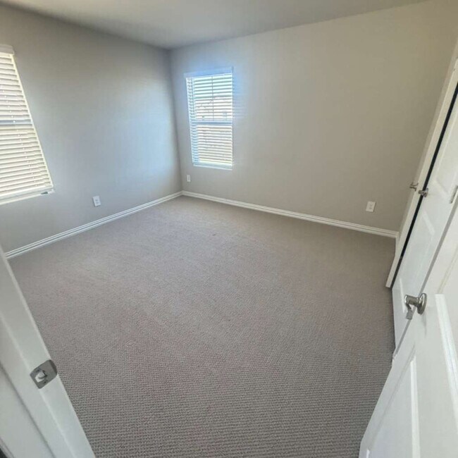 Photo - 2208 Palomino Ln