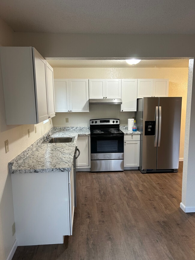 Photo - 2480 Wilson Ave