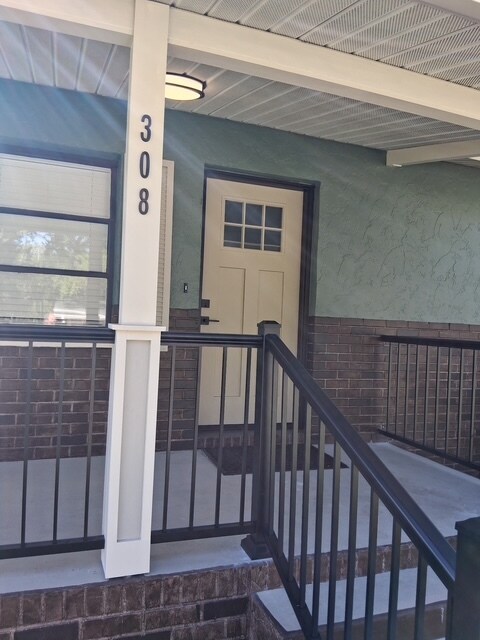 Photo - 308 Banana St