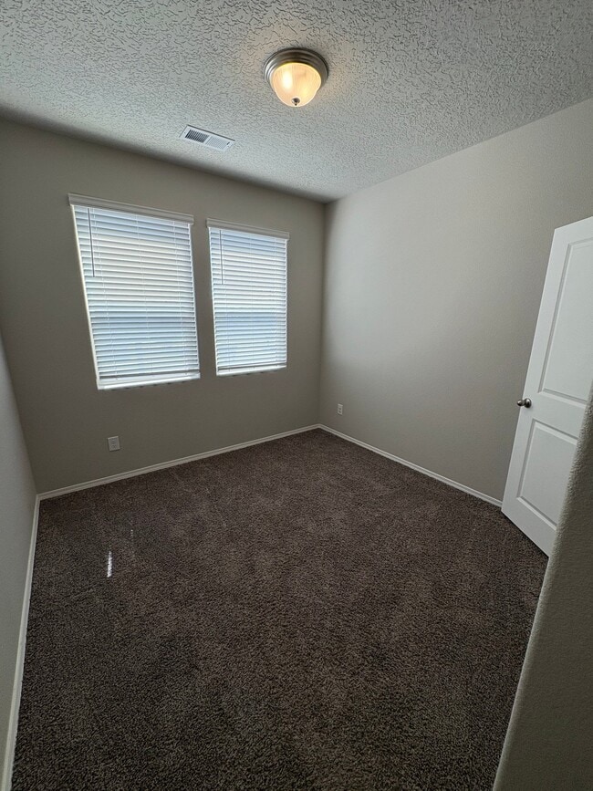 Photo - 1741 Nicho Ct NW