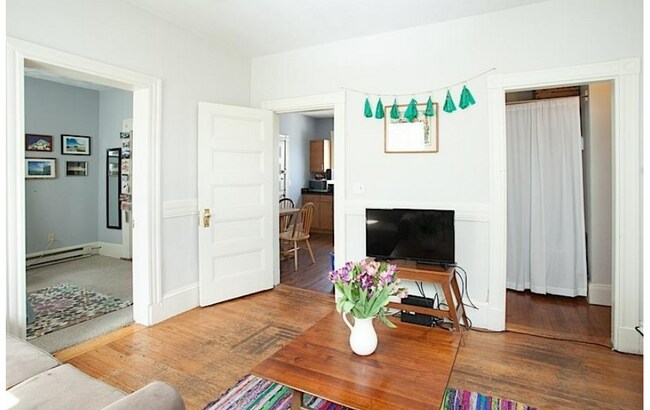 Photo - 3 Kinnaird St Unit 3