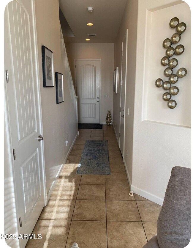 Photo - 1367 S Country Club Dr