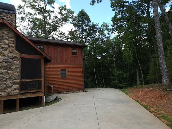 Photo - 101 Hothouse Dr