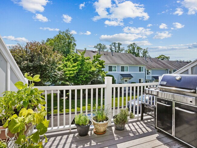 Photo - 8 Whiffletree Way