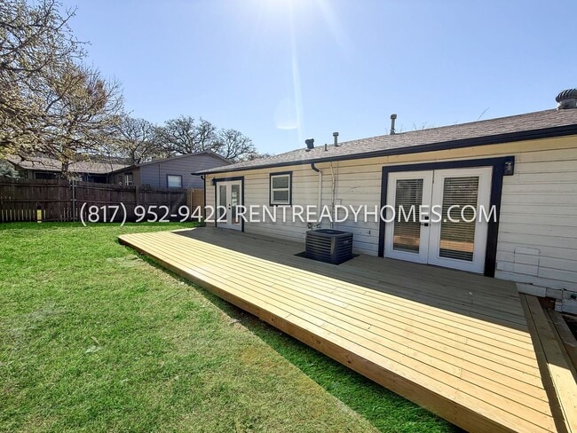 Photo - 913 Harrison Dr