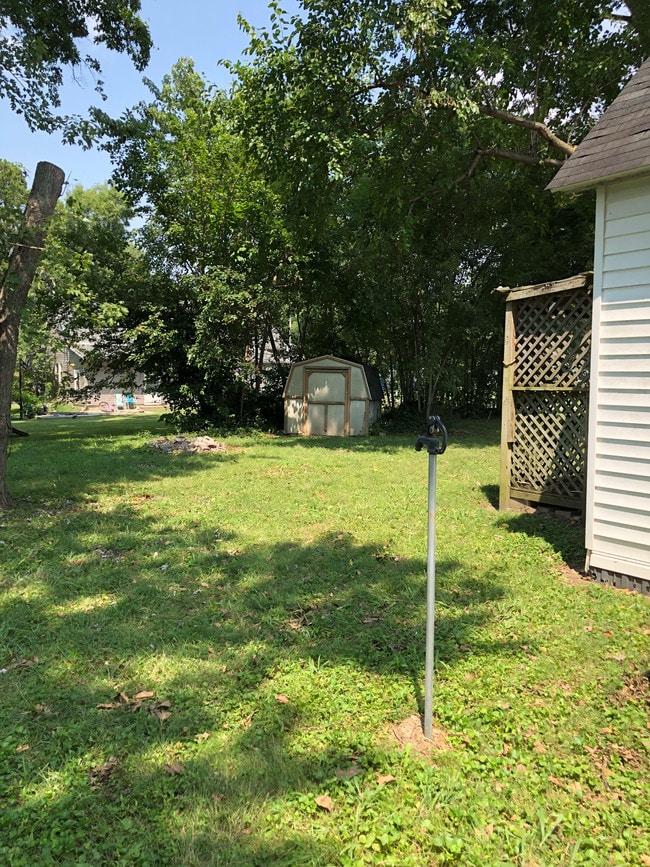 Photo - 806 Rodd St