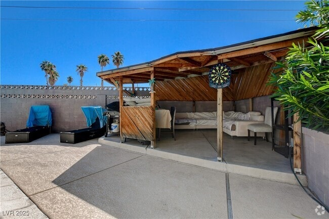 Building Photo - 3969 Acapulco Ave Rental