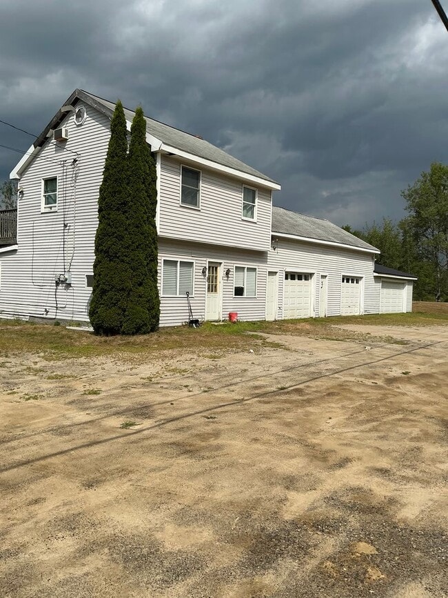 Building Photo - 165 Wiscasset Rd Unit 1