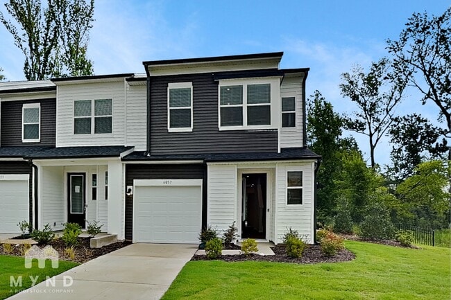 Building Photo - 6057 Longar Ln