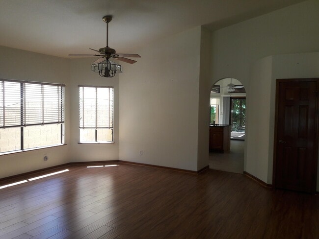 Photo - 15852 N 50th St