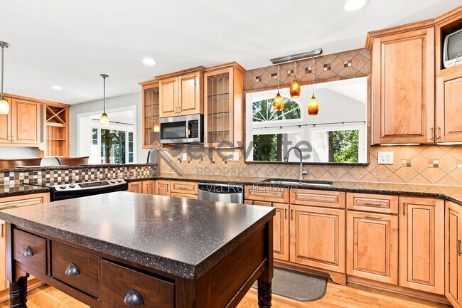 2321 Pleasant Run Dr