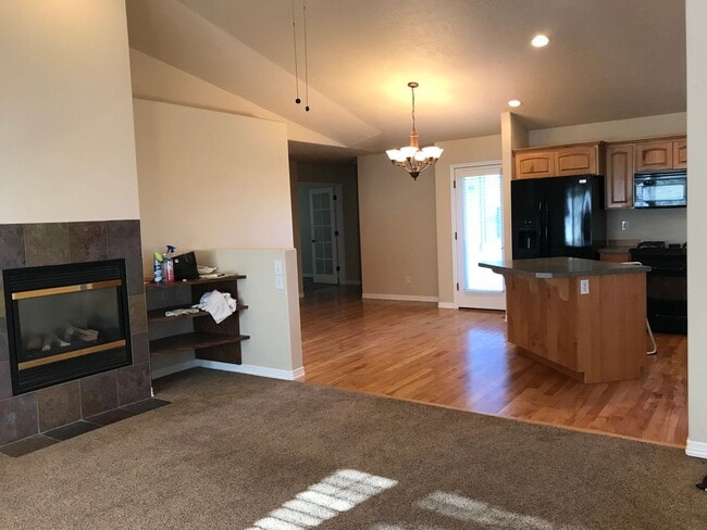 Photo - Single level home in Redmond with oversized garage and large yard!