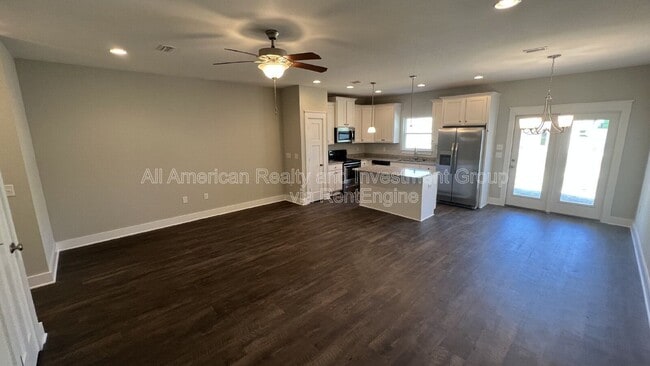 Photo - 400 Mattie M Kelly Blvd