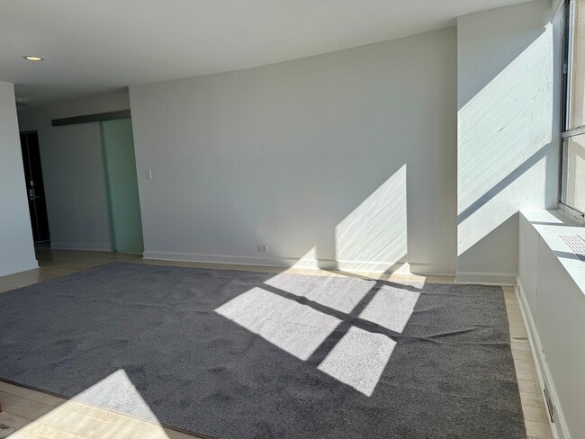 Photo - 655 W Irving Park Rd Unit 5513