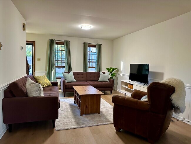 Photo - 4805 Candlelight Pl