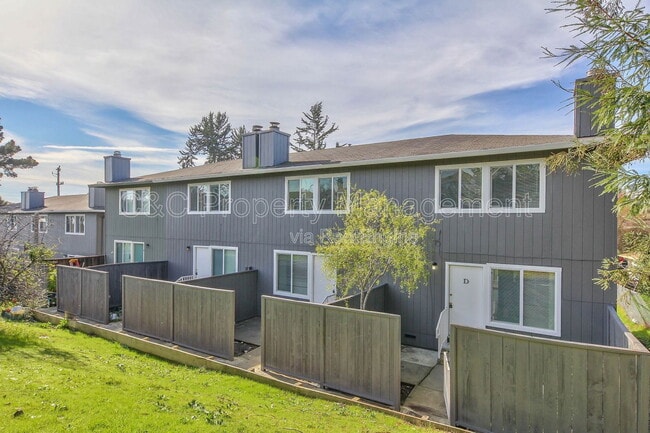 Building Photo - 130 Miles Ln Unit B