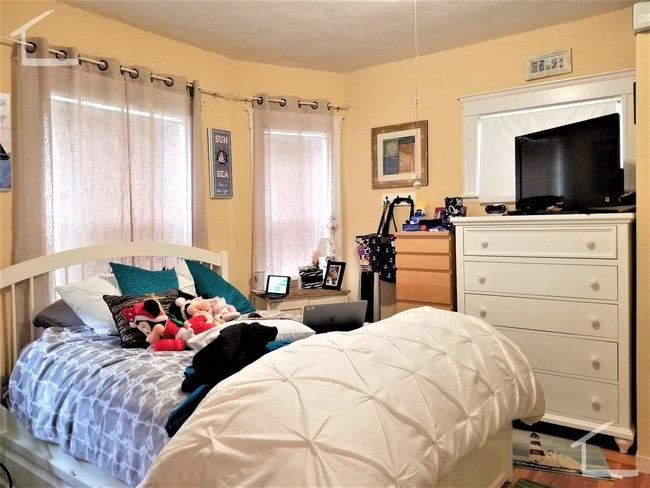 Photo - 10 Champney St Unidad 2