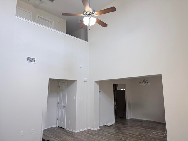 Photo - 4303 Melissa Dr