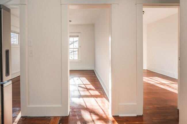 Midtown West Apartments