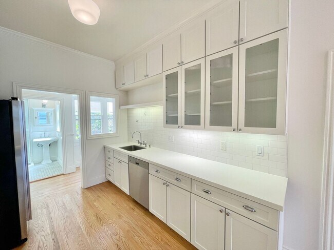 Photo - 1856 Stockton St Unit 1856 Stockton Street