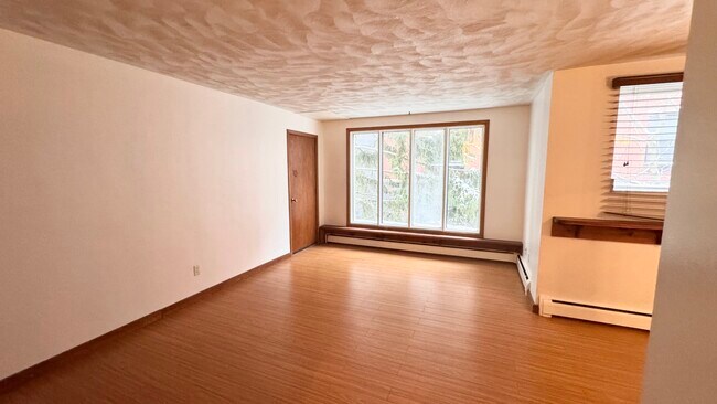 Photo - 11 Devitt Av S