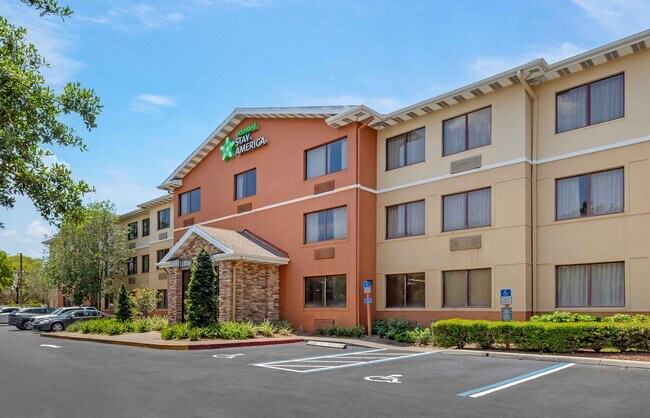 Furnished Studio-Fort Lauderdale - Cypress Creek - NW 6th Way