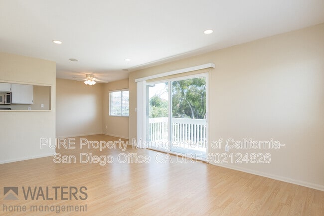 Photo - 4213 La Pinata Way
