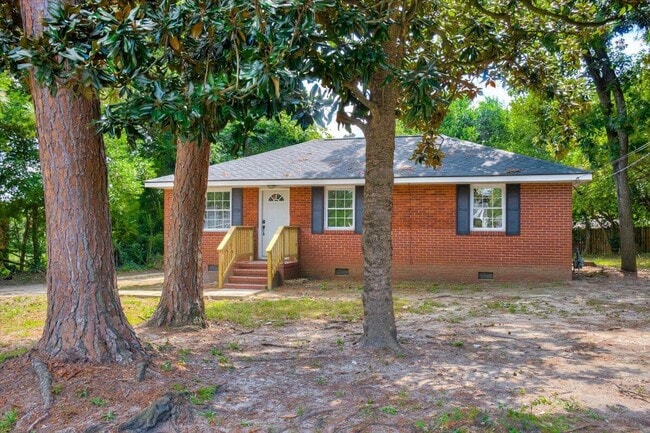 Photo - 2148 Reedale Ave