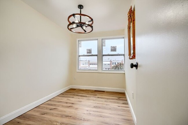 Photo - 8049 Lansdale Rd