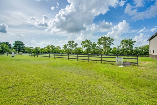 Photo - 28344 Rose Ln