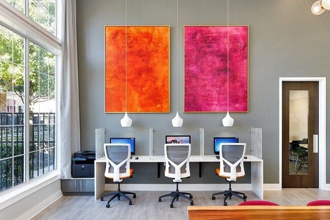 24-Hour Business Center with Computers and Wireless Printing